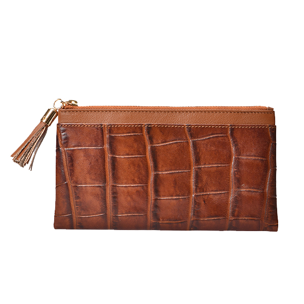 PERLA Wristlet